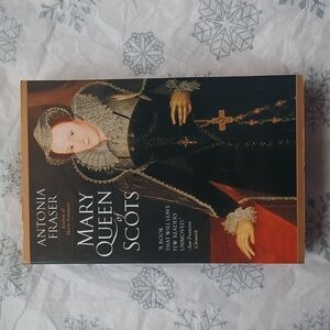 🍊3/$15🍊 Mary Queen Of Scots Book